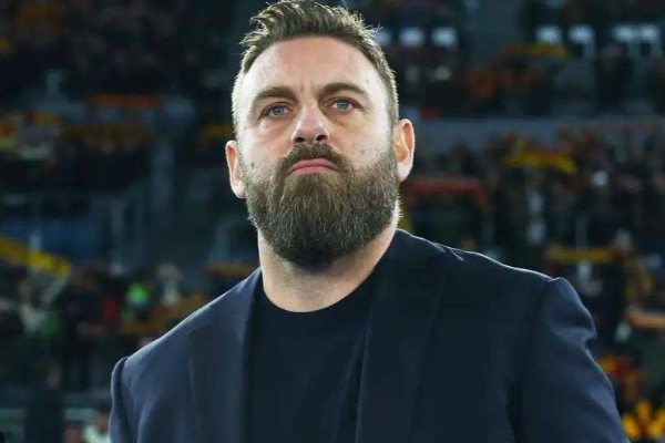 德羅西現(xiàn)任哪個(gè)球隊(duì)主帥?