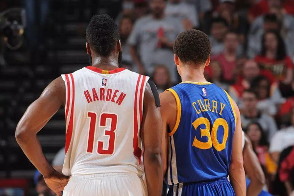 庫里和哈登誰的個(gè)人能力更強(qiáng)？