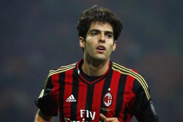 卡卡退役后去干什么了？